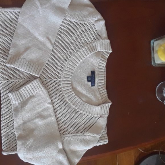 Tommy Hilfigers women's sweater. With crochet pattern. Size extra small. - Picture 4 of 6